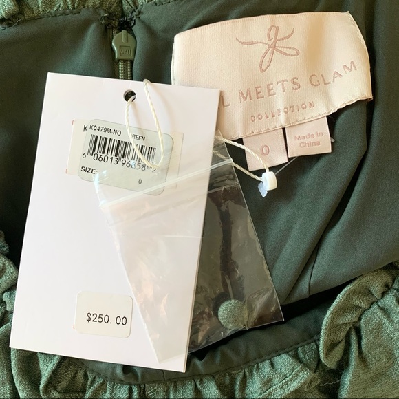 NWT Gal Meets Glam Joanna Dress - Picture 10 of 11